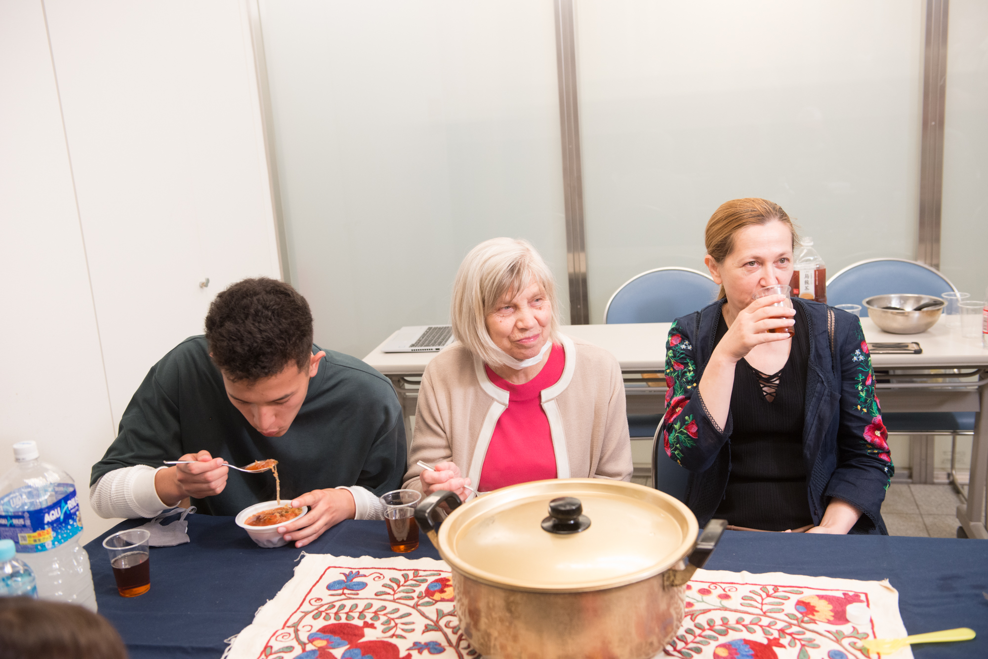 試食会の様子17